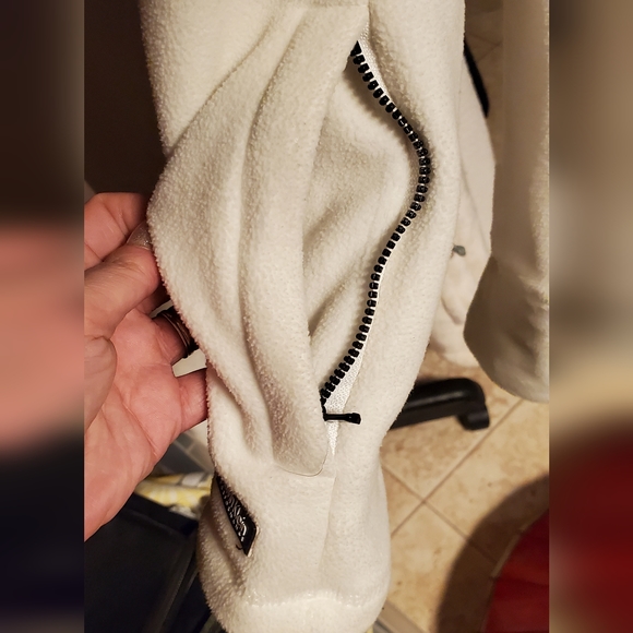 Calvin Klein Fleece - Picture 5 of 7